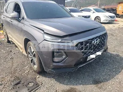Photo 1 of 33: 2019 Hyundai Santa Fe, VIN KMHS381BBKU069295 — Korean insurance auction