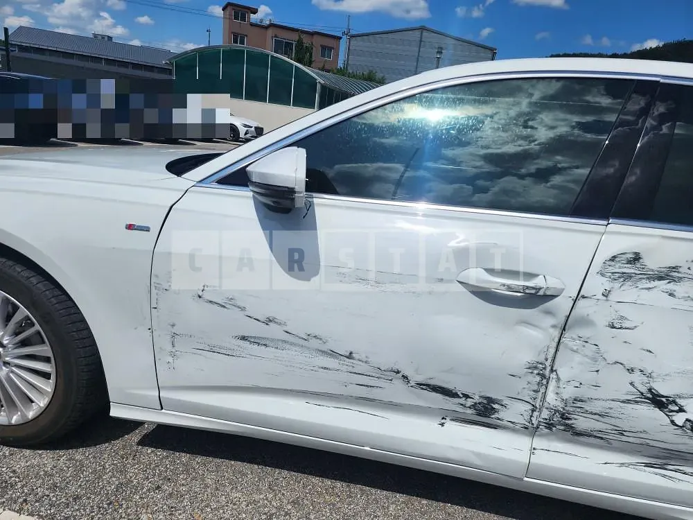 Photo 2 of 27: 2020 Audi A6 45 TFSI — Korean insurance auction