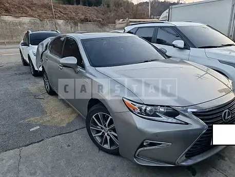Photo 2 of 16: 2017 Lexus ES300h, VIN JTHBW1GG7H2141680 — Korean insurance auction