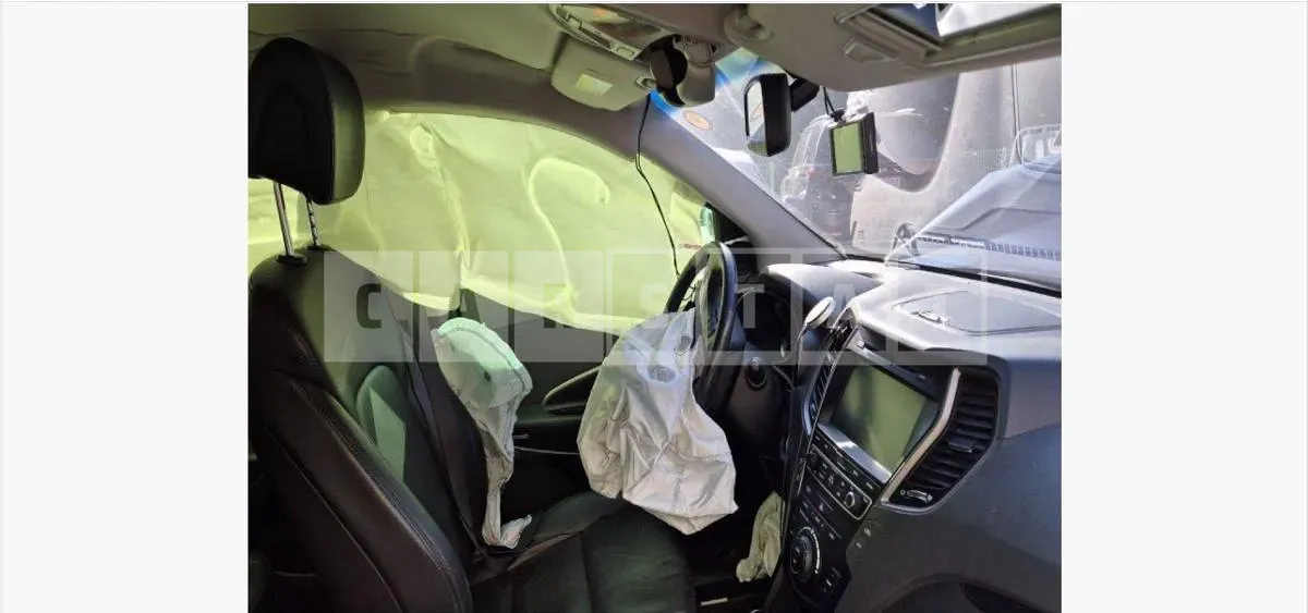 Photo 2 of 9: 2017 Hyundai Santa Fe 2.0 — Korean insurance auction
