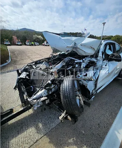 Photo 1 of 20: 2020 BMW X4 xDrive20d M Sport Package — Korean insurance auction