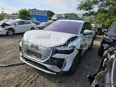 Photo 1 of 15: 2023 Audi Q4 e-tron — Korean insurance auction