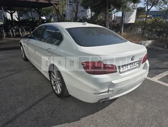 Photo 2 of 8: 2016 BMW 528i — Korean insurance auction