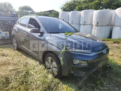 Photo 1 of 9: 2019 Hyundai Kona Electric, VIN KMHK381GFKU030477 — Korean insurance auction
