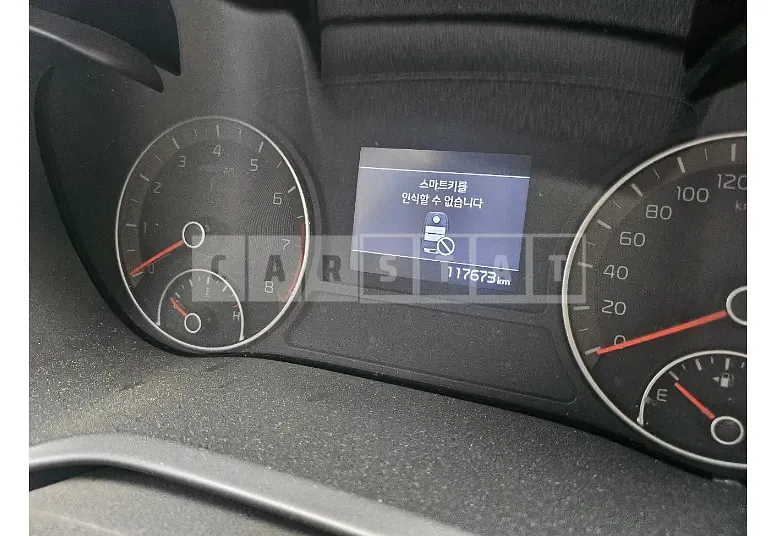 Photo 2 of 17: 2018 Kia K5 LPG — Korean insurance auction