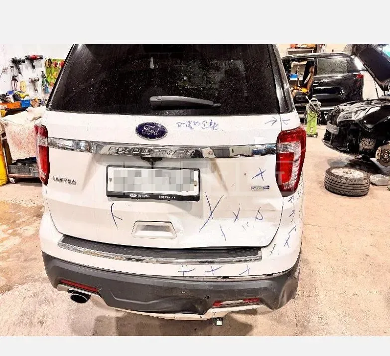 Photo 2 of 20: 2018 Ford Explorer 2.3 AWD — Korean insurance auction