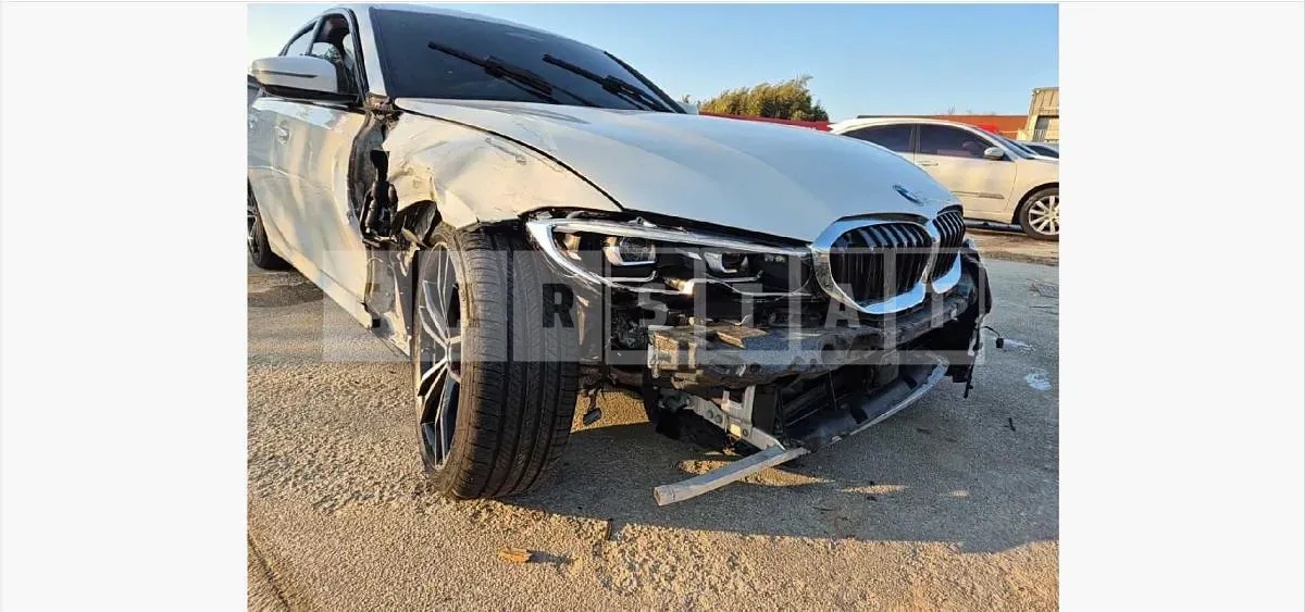 Photo 2 of 36: 2021 BMW 320d — Korean insurance auction