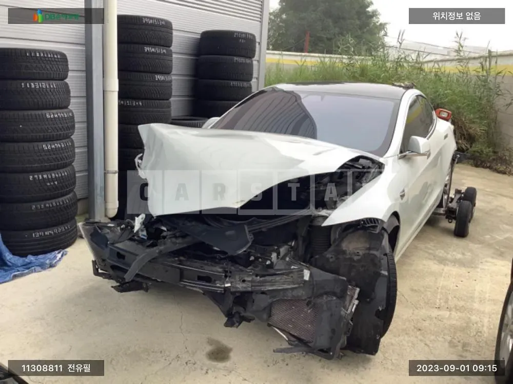 Photo 2 of 20: 2020 Tesla Model S P100d, VIN 5YJSA1E42KF311084 — Korean insurance auction