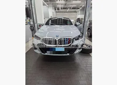 Photo 1 of 72: 2024 BMW i5 eDrive40 — Korean insurance auction