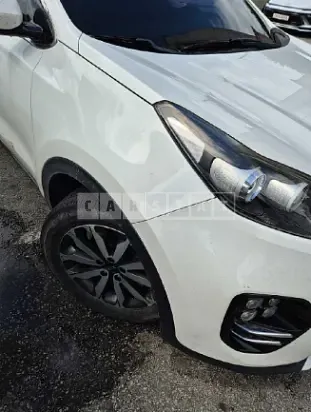 Photo 2 of 30: 2017 Kia Sportage — Korean insurance auction