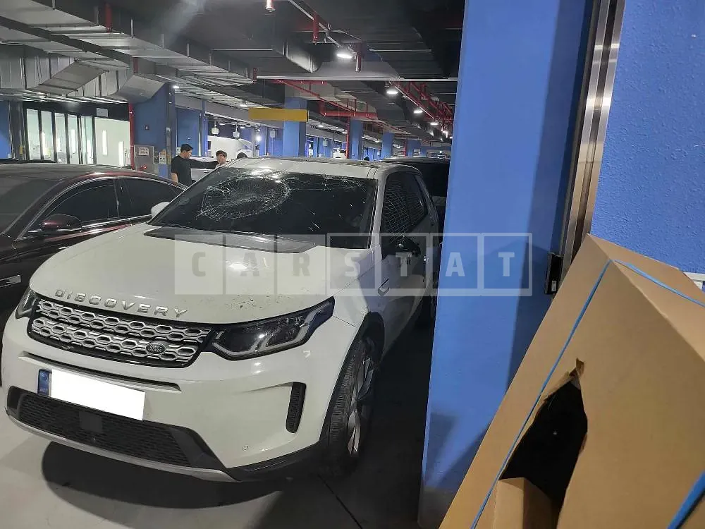 Photo 2 of 15: 2021 Land Rover Discovery Sport P250, VIN SALCA2BXXMH895982 — Korean insurance auction