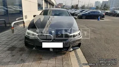 Photo 1 of 4: 2017 BMW 520d — Korean insurance auction