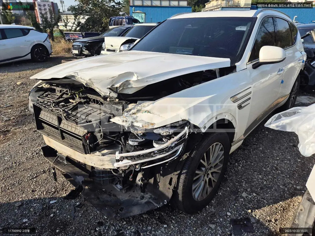 Photo 2 of 17: 2020 Genesis GV80, VIN KMTHB81DDLU008390 — Korean insurance auction