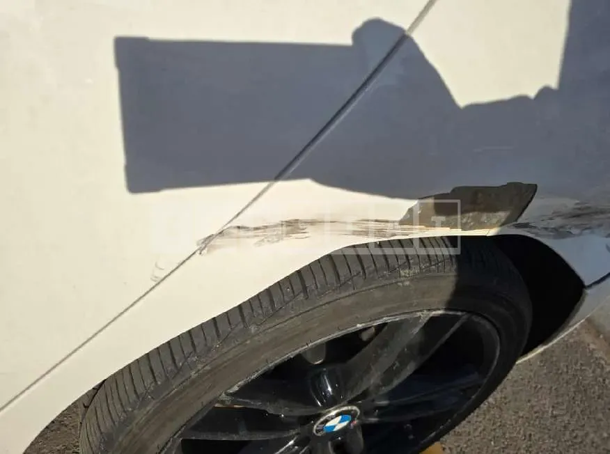 Photo 2 of 19: 2017 BMW 118d — Korean insurance auction