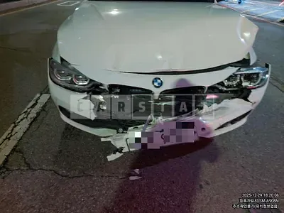 Photo 1 of 8: 2018 BMW 320d — Korean insurance auction