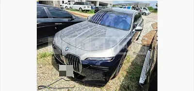 2024 BMW 750e xDrive