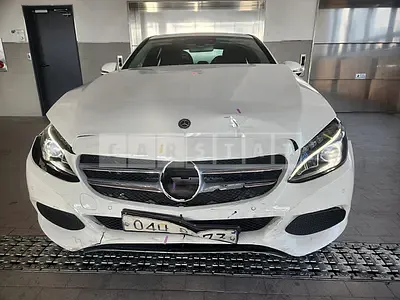 Photo 1 of 28: 2017 Mercedes-Benz C220 d — Korean insurance auction