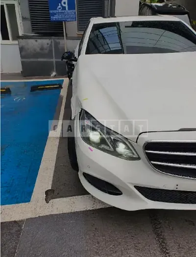 Photo 1 of 9: 2016 Mercedes-Benz E220 BlueTec, VIN WDDHF0AB6GB277693 — Korean insurance auction