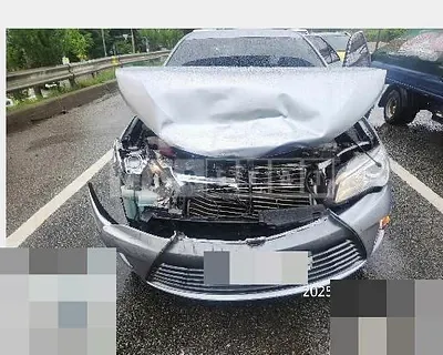 Photo 1 of 8: 2016 Toyota Camry — Korean insurance auction