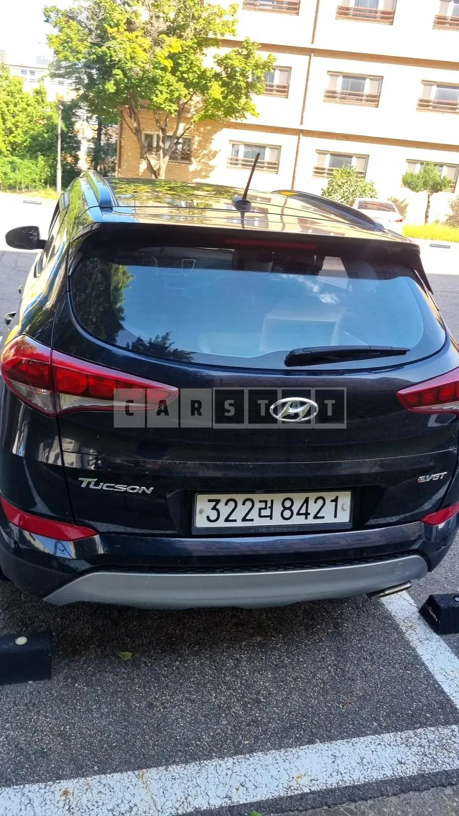 Photo 3 of 3: 2016 Hyundai Tucson 1.7, VIN KMHJ3815GHU320796 — Korean insurance auction