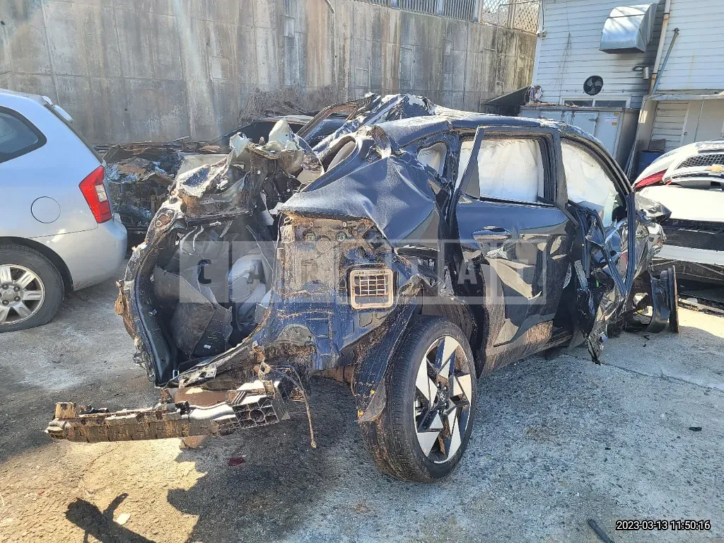 Photo 2 of 25: 2023 Hyundai Kona, VIN KMHHE813BPU001069 — Korean insurance auction
