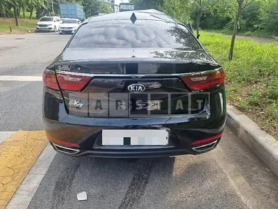 Photo 1 of 8: 2018 Kia K7 — Korean insurance auction