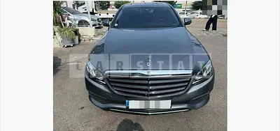 Photo 1 of 40: 2017 Mercedes-Benz E300 4Matic — Korean insurance auction