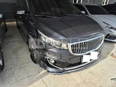Photo 1 of 26: 2016 Kia Carnival Limousine — Korean insurance auction