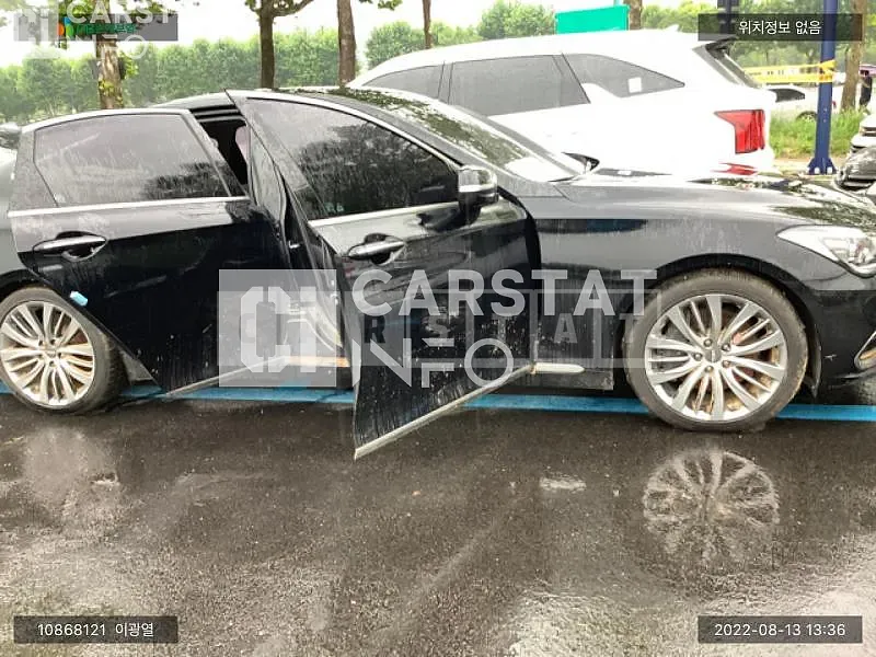 Photo 2 of 8: 2016 Genesis G80, VIN KMHGN41DDHU188529 — Korean insurance auction