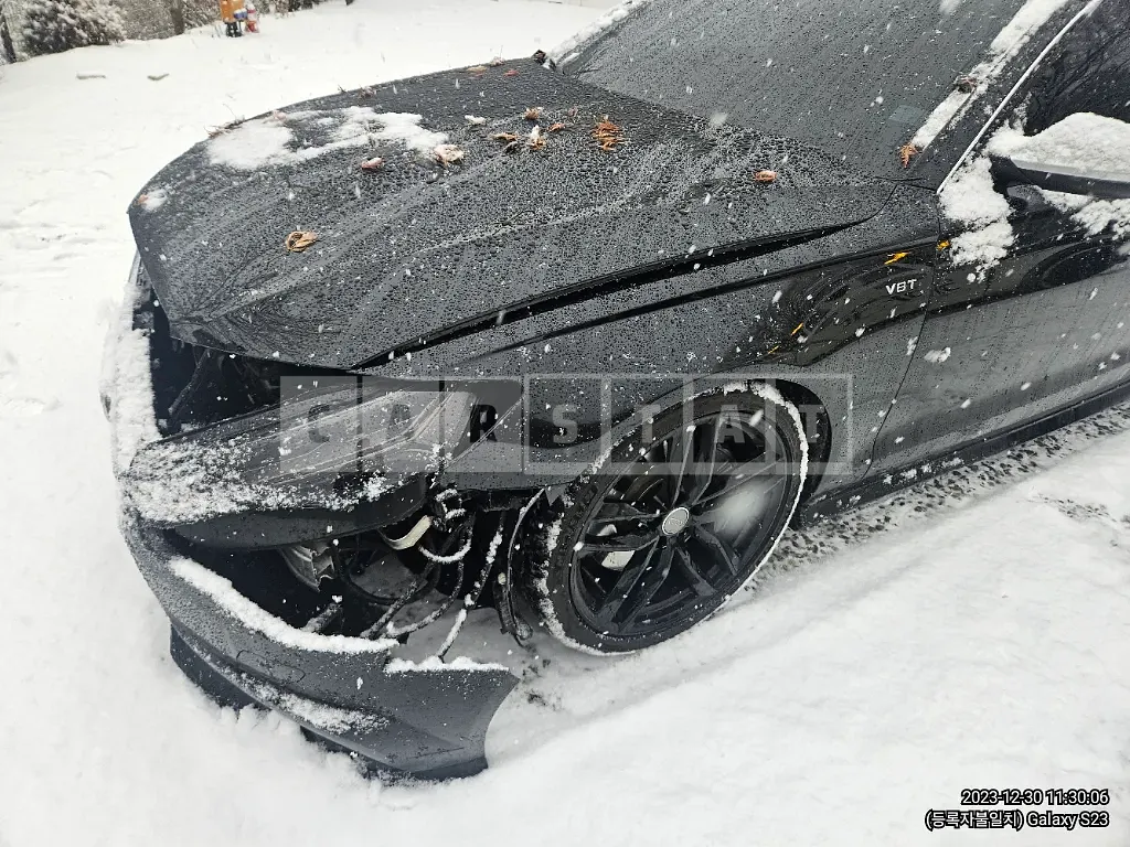Photo 2 of 4: 2016 Audi A6 50 TFSI quattro, VIN WAUZZZ4G2GN033682 — Korean insurance auction