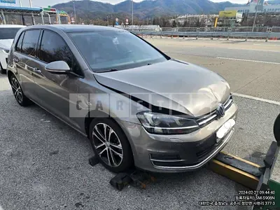 Photo 1 of 5: 2015 Volkswagen Golf 1.4 TSI, VIN WVWZZZAUZFW020308 — Korean insurance auction