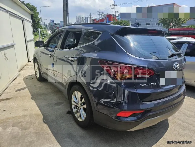 Photo 2 of 42: 2016 Hyundai Santa Fe DM 2.0 — Korean insurance auction