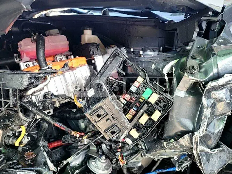 Photo 2 of 24: 2023 Kia Sportage, VIN KNAPW81GDPK038154 — Korean insurance auction
