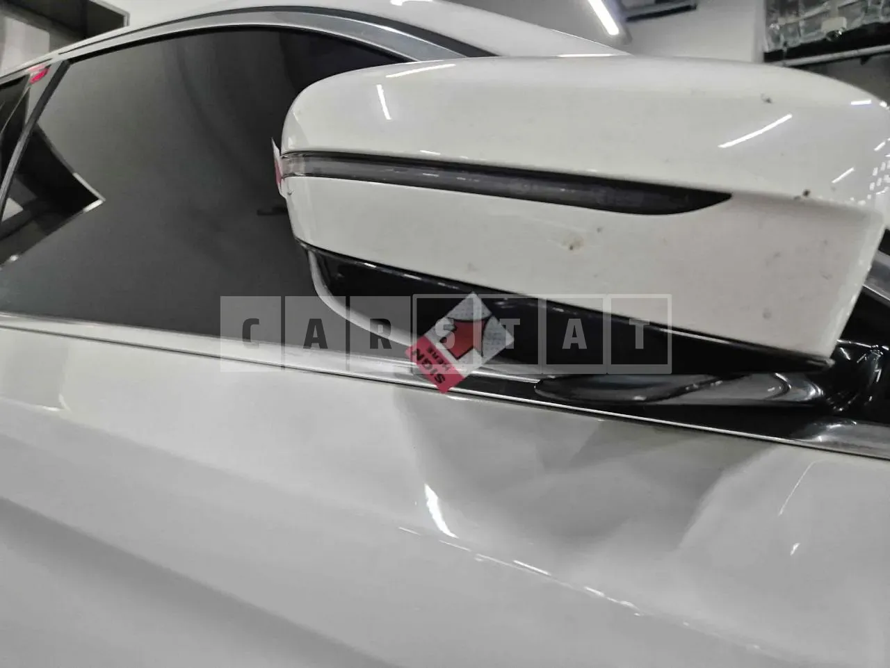 Photo 2 of 21: 2018 BMW 520i, VIN WBAJK7102JBH23585 — Korean insurance auction