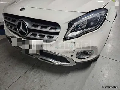 Photo 1 of 13: 2018 Mercedes-Benz GLA220 — Korean insurance auction