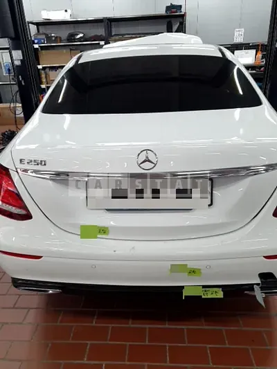 Photo 1 of 19: 2020 Mercedes-Benz E 250, VIN W1KZF4FB1LA845305 — Korean insurance auction