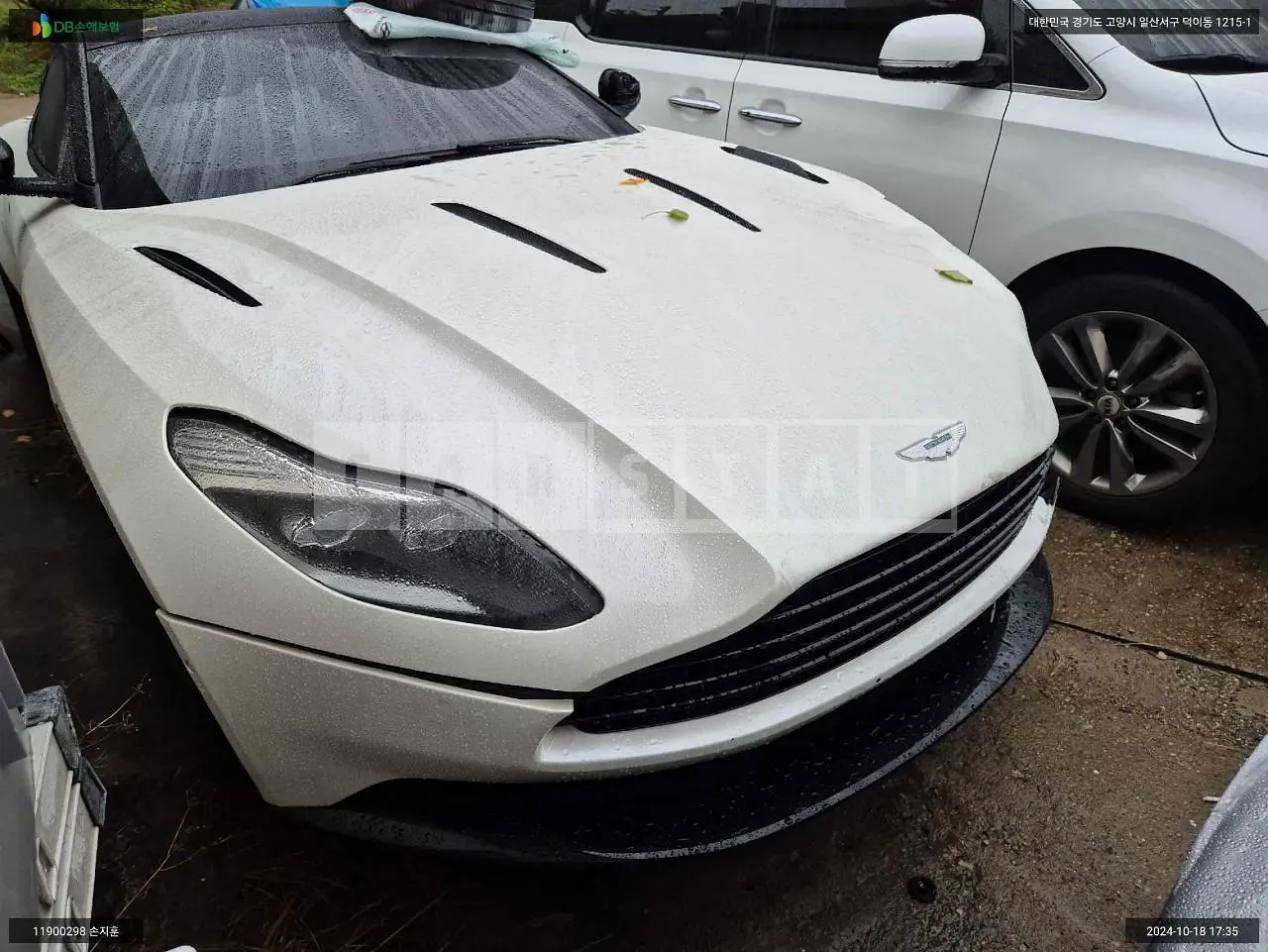 Photo 2 of 34: 2017 Aston Martin Eston Martin DB11, VIN SCFRMFAVXHGL00416 — Korean insurance auction