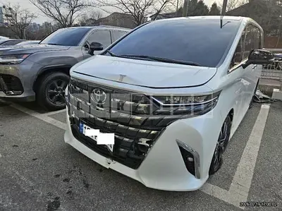 Photo 1 of 40: 2024 Toyota Alphard Hybrid, VIN JTNAEACH7R8024108 — Korean insurance auction