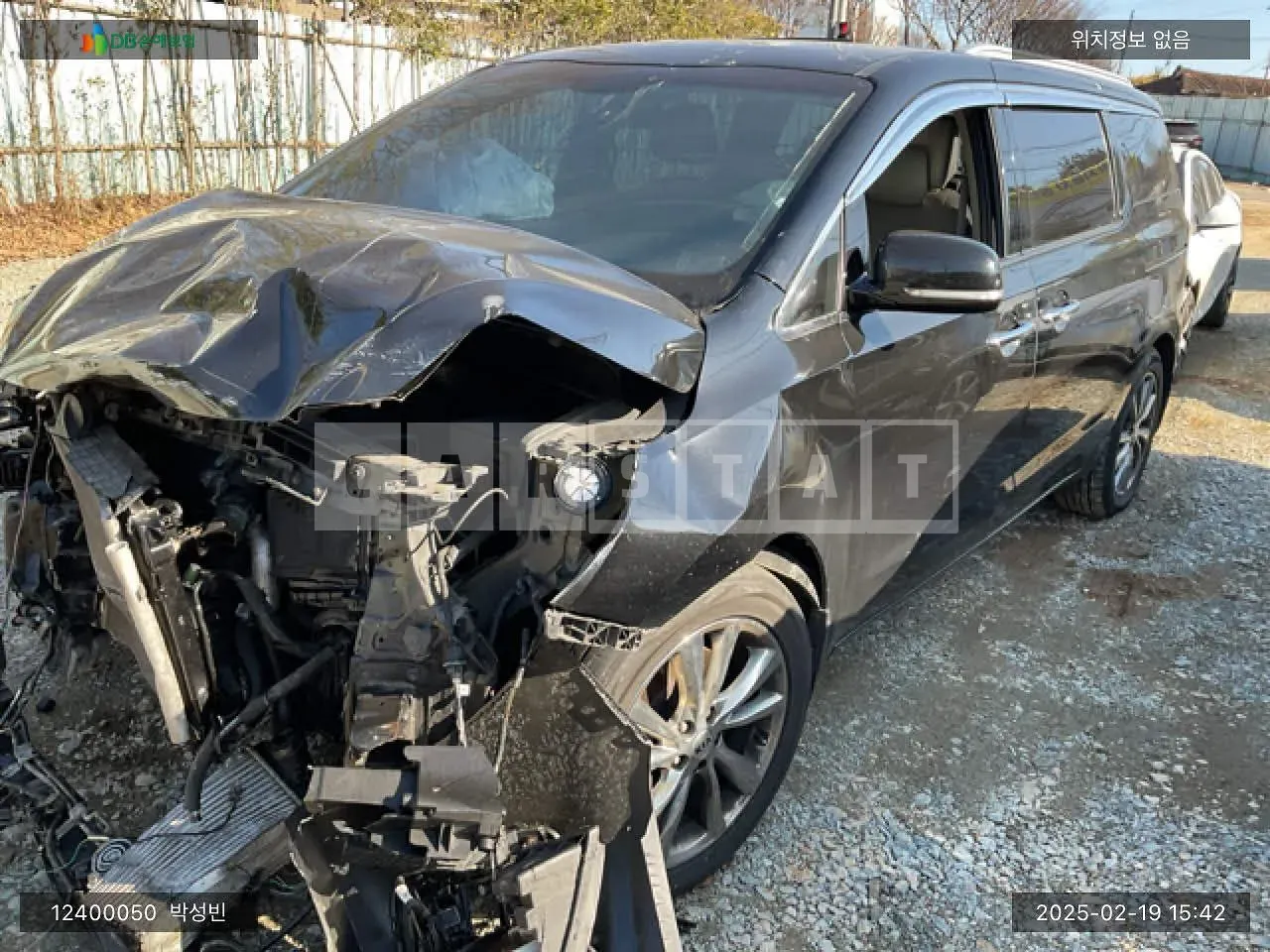 Photo 2 of 11: 2018 Kia Carnival, VIN KNAMB81ABKS483450 — Korean insurance auction