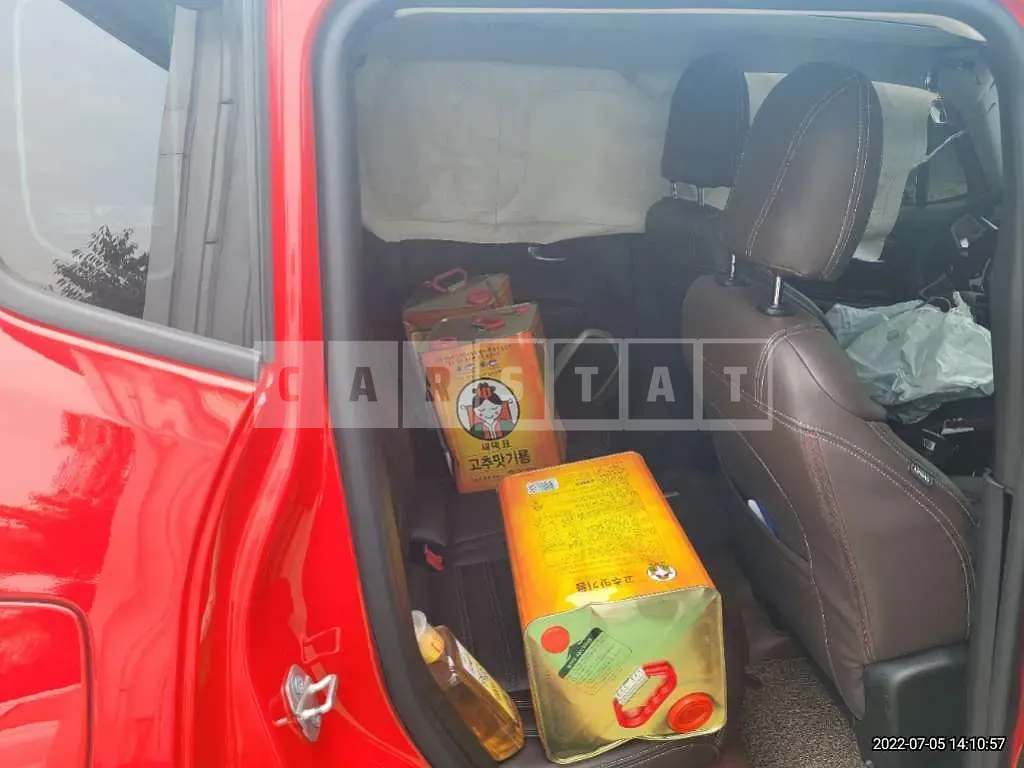 Photo 2 of 19: 2016 Jeep Zip Renegade, VIN 1C4BU0000GPD48589 — Korean insurance auction