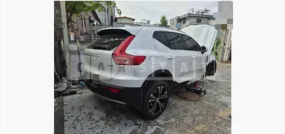 Photo 1 of 14: 2022 Volvo XC40B4 AWD — Korean insurance auction