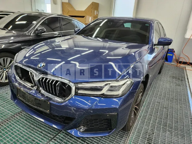 Photo 2 of 29: 2020 BMW 520i — Korean insurance auction