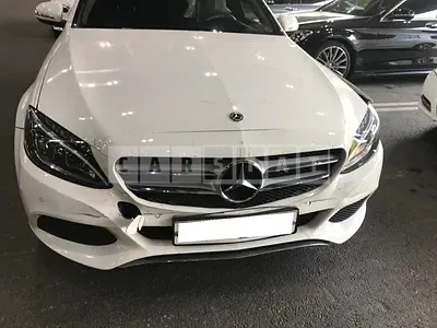 Photo 1 of 17: 2018 Mercedes-Benz C200, VIN WDDWF4CB9JF709530 — Korean insurance auction