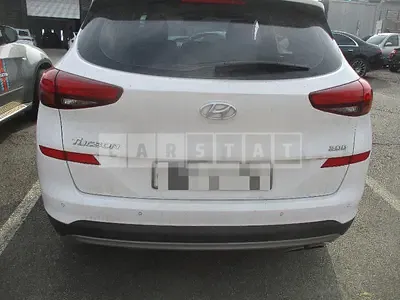Photo 1 of 17: 2018 Hyundai Tucson TL — Korean insurance auction