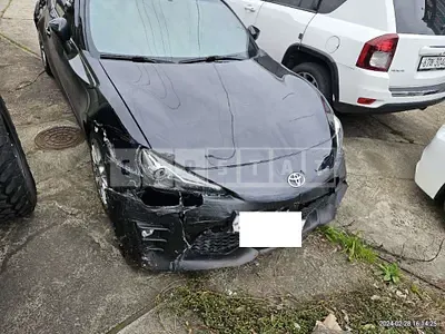 Photo 1 of 33: 2017 Toyota 86 Mt, VIN JF1ZNAC16H9710553 — Korean insurance auction