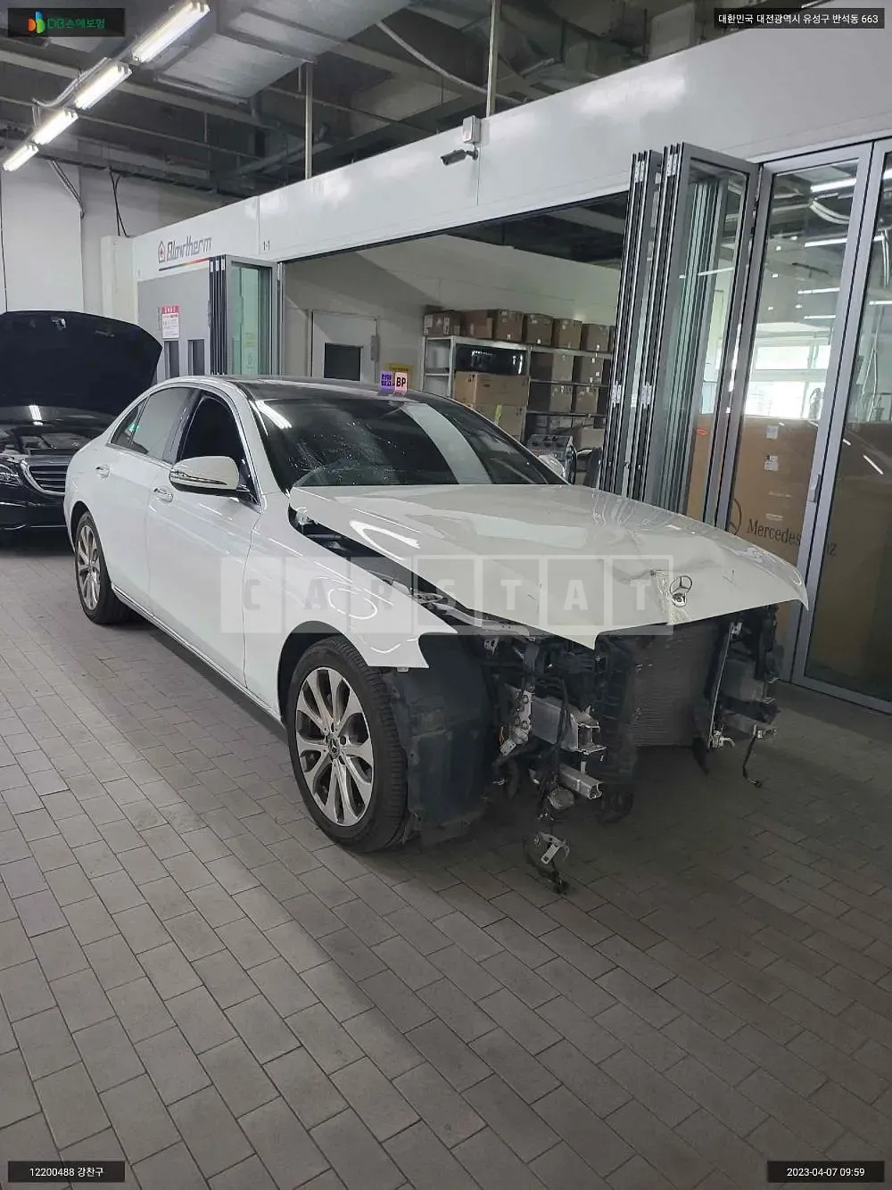 Photo 2 of 17: 2019 Mercedes-Benz E220d, VIN WDDZF0EB7KA649524 — Korean insurance auction
