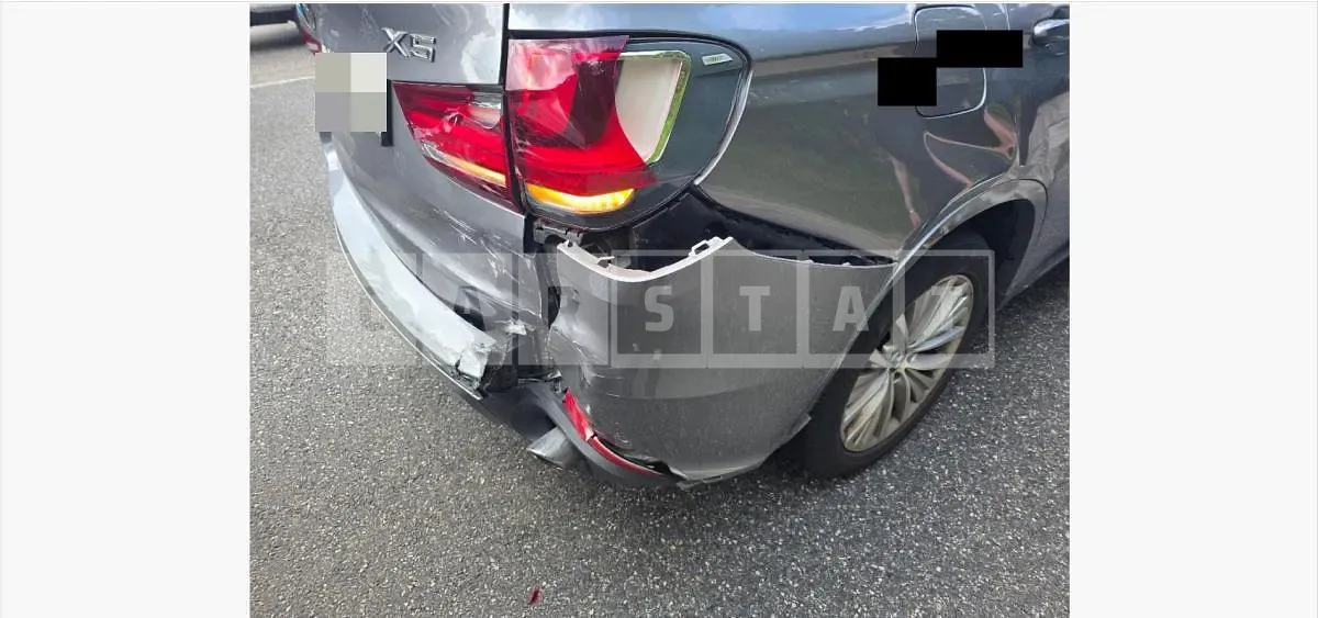 Photo 2 of 3: 2016 BMW X5 xDrive30d — Korean insurance auction