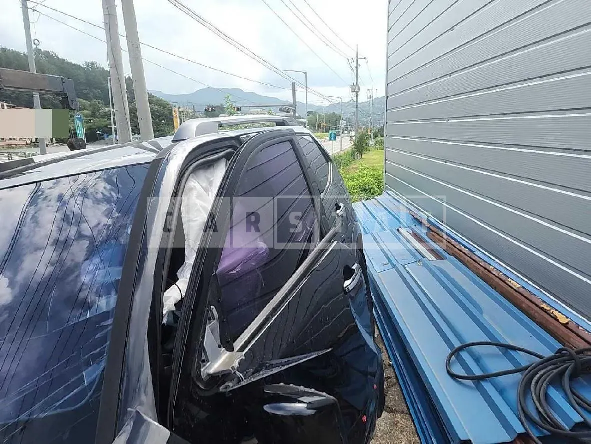 Photo 2 of 10: 2014 Kia Mojave 4WD — Korean insurance auction