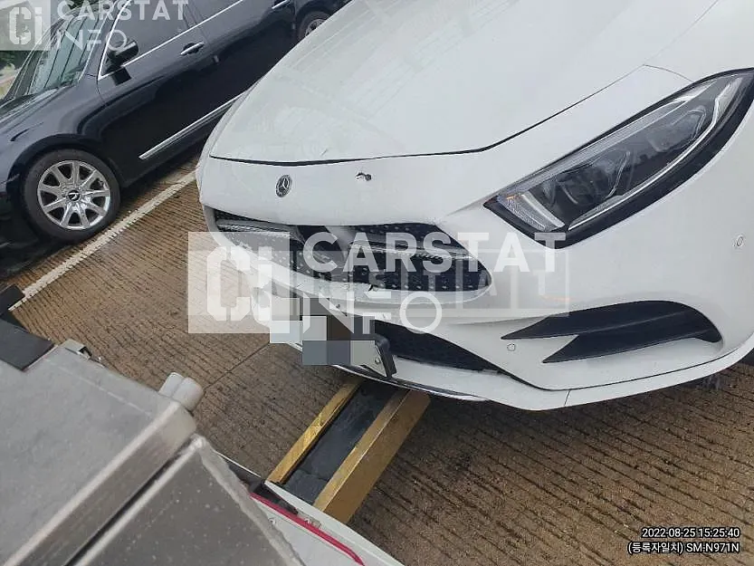 Photo 2 of 8: 2018 Mercedes-Benz CLS400 d 4Matic — Korean insurance auction