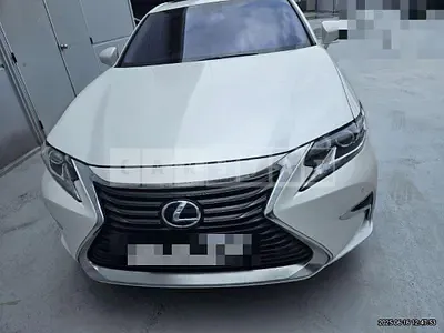 Photo 1 of 16: 2015 Lexus ES300h — Korean insurance auction